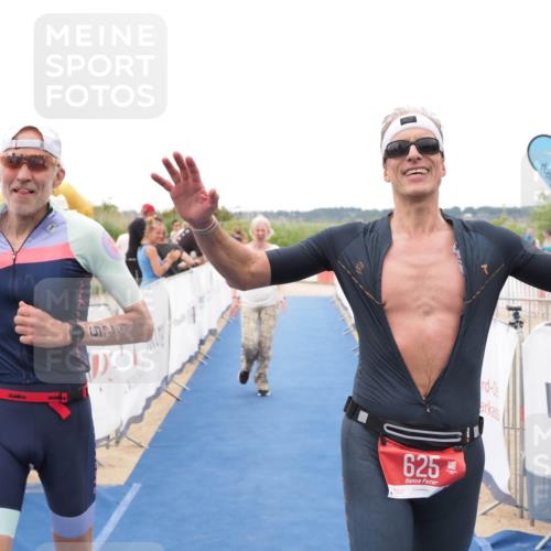 22.06.2025 - Viking Triathlon MichiJ http://msf.ph/oto/8079334 22.06.2025 16:04:12 Ziel 625 meine-sportfotos.de