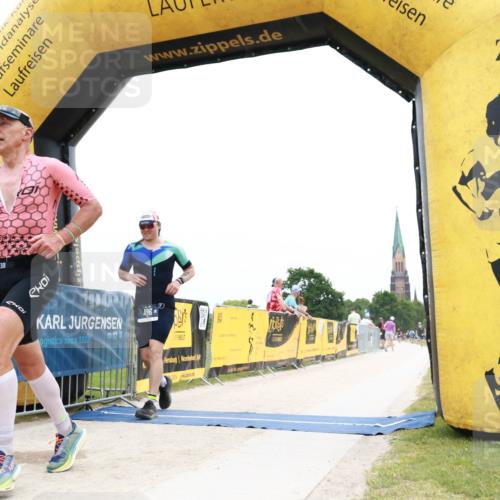 22.06.2025 - Viking Triathlon H.Heesch http://msf.ph/oto/8079335 22.06.2025 15:42:06 Laufen 64, 78, 172, 182, 496 meine-sportfotos.de