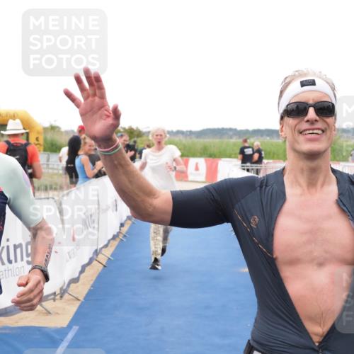 22.06.2025 - Viking Triathlon MichiJ http://msf.ph/oto/8079340 22.06.2025 16:04:13 Ziel 625 meine-sportfotos.de