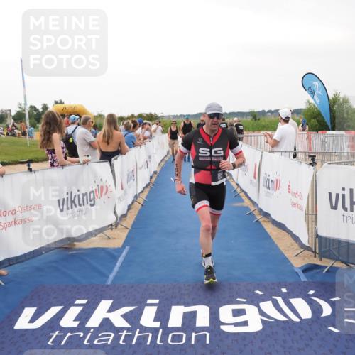 22.06.2025 - Viking Triathlon MichiJ http://msf.ph/oto/8079349 22.06.2025 15:56:28 Ziel 199, 647 meine-sportfotos.de