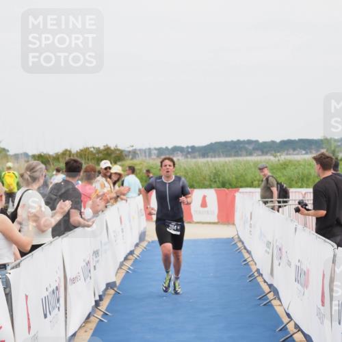 22.06.2025 - Viking Triathlon MichiJ http://msf.ph/oto/8079402 22.06.2025 14:39:37 Ziel 384 meine-sportfotos.de
