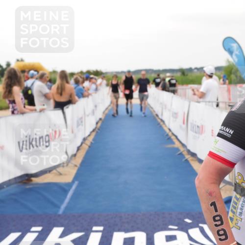 22.06.2025 - Viking Triathlon MichiJ http://msf.ph/oto/8079426 22.06.2025 15:56:29 Ziel 199, 647 meine-sportfotos.de