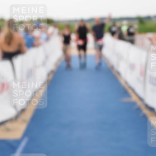 22.06.2025 - Viking Triathlon MichiJ http://msf.ph/oto/8079442 22.06.2025 15:56:29 Ziel 199, 647 meine-sportfotos.de