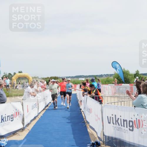 22.06.2025 - Viking Triathlon MichiJ http://msf.ph/oto/8079468 22.06.2025 14:18:53 Ziel 100, 272, 617 meine-sportfotos.de