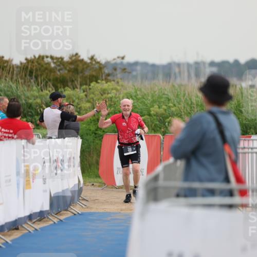 22.06.2025 - Viking Triathlon Yannick Fuchs http://msf.ph/oto/8079469 22.06.2025 16:43:05 Ziel  meine-sportfotos.de