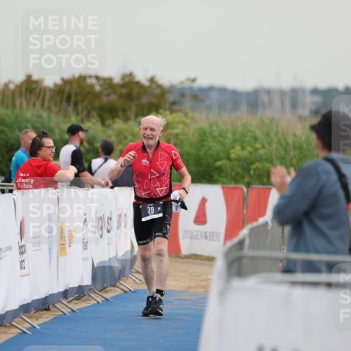 22.06.2025 - Viking Triathlon Yannick Fuchs http://msf.ph/oto/8079507 22.06.2025 16:43:10 Ziel 39 meine-sportfotos.de
