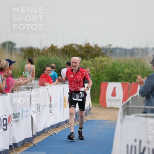 22.06.2025 - Viking Triathlon Yannick Fuchs http://msf.ph/oto/8079515 22.06.2025 16:43:11 Ziel 39 meine-sportfotos.de