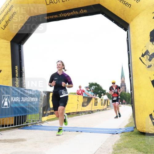 22.06.2025 - Viking Triathlon H.Heesch http://msf.ph/oto/8079516 22.06.2025 15:45:52 Laufen 292, 412 meine-sportfotos.de