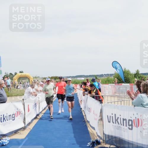 22.06.2025 - Viking Triathlon MichiJ http://msf.ph/oto/8079519 22.06.2025 14:18:53 Ziel 100, 272, 617 meine-sportfotos.de