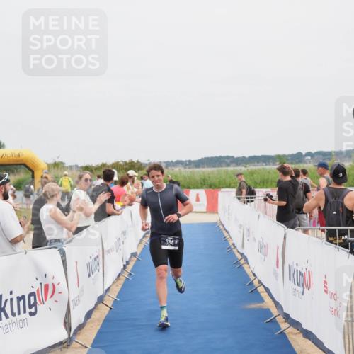 22.06.2025 - Viking Triathlon MichiJ http://msf.ph/oto/8079526 22.06.2025 14:39:39 Ziel 384 meine-sportfotos.de