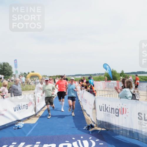 22.06.2025 - Viking Triathlon MichiJ http://msf.ph/oto/8079549 22.06.2025 14:18:54 Ziel 100, 272, 617 meine-sportfotos.de