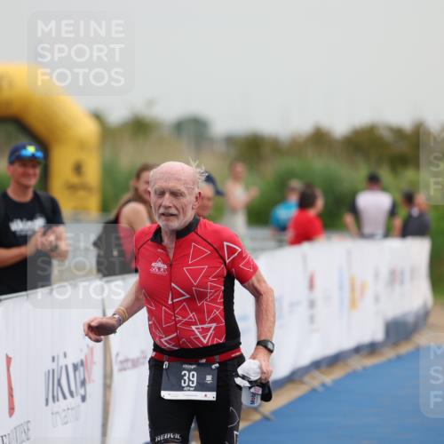 22.06.2025 - Viking Triathlon Yannick Fuchs http://msf.ph/oto/8079558 22.06.2025 16:43:15 Ziel 39 meine-sportfotos.de