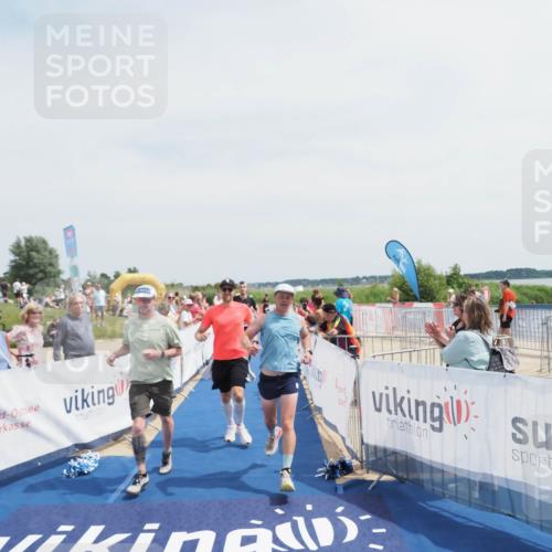22.06.2025 - Viking Triathlon MichiJ http://msf.ph/oto/8079586 22.06.2025 14:18:54 Ziel 100, 272, 617 meine-sportfotos.de