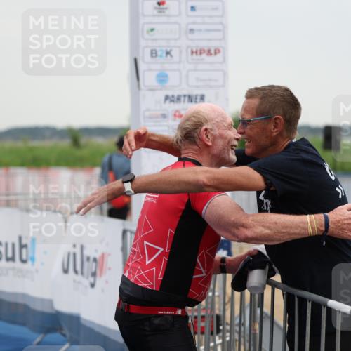 22.06.2025 - Viking Triathlon Yannick Fuchs http://msf.ph/oto/8079595 22.06.2025 16:43:21 Ziel 39 meine-sportfotos.de