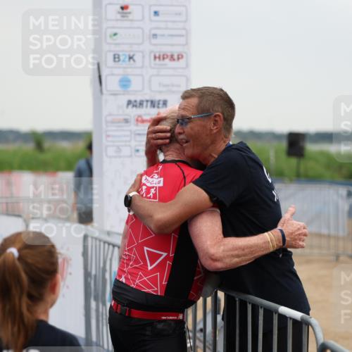 22.06.2025 - Viking Triathlon Yannick Fuchs http://msf.ph/oto/8079606 22.06.2025 16:43:23 Ziel  meine-sportfotos.de