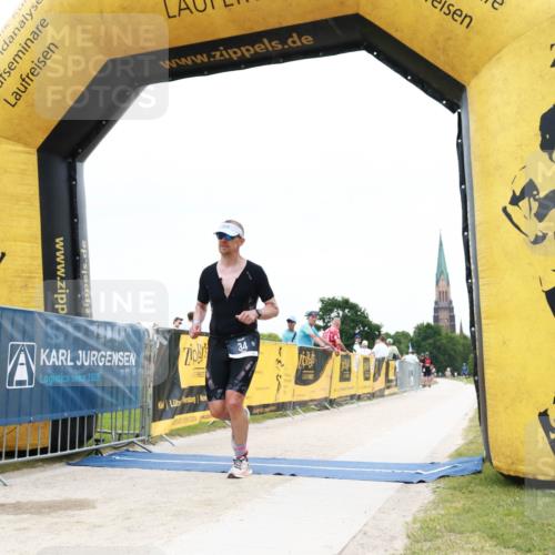 22.06.2025 - Viking Triathlon H.Heesch http://msf.ph/oto/8079620 22.06.2025 15:49:37 Laufen 34 meine-sportfotos.de