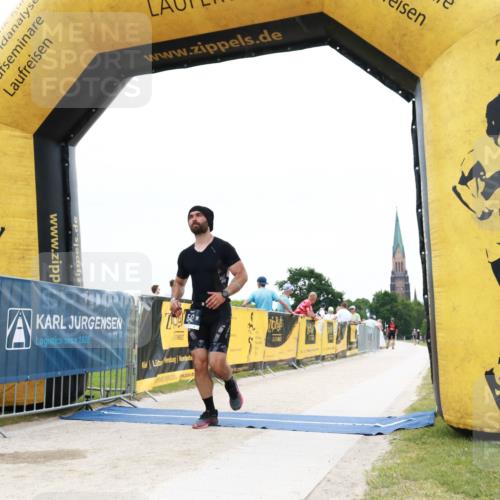 22.06.2025 - Viking Triathlon H.Heesch http://msf.ph/oto/8079648 22.06.2025 15:50:55 Laufen 542 meine-sportfotos.de
