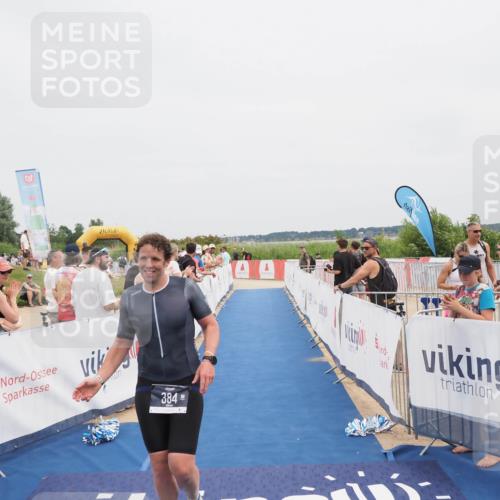 22.06.2025 - Viking Triathlon MichiJ http://msf.ph/oto/8079654 22.06.2025 14:39:41 Ziel 384 meine-sportfotos.de