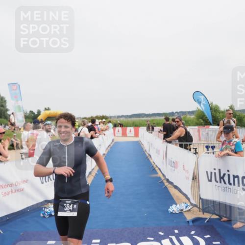22.06.2025 - Viking Triathlon MichiJ http://msf.ph/oto/8079672 22.06.2025 14:39:41 Ziel 384 meine-sportfotos.de