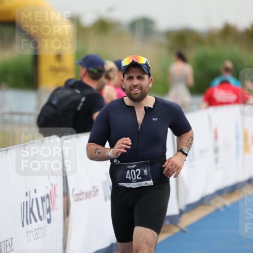 22.06.2025 - Viking Triathlon Yannick Fuchs http://msf.ph/oto/8079680 22.06.2025 16:44:59 Ziel 402 meine-sportfotos.de