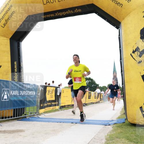 22.06.2025 - Viking Triathlon H.Heesch http://msf.ph/oto/8079684 22.06.2025 15:53:26 Laufen 75, 637 meine-sportfotos.de
