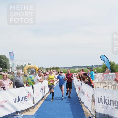 22.06.2025 - Viking Triathlon MichiJ http://msf.ph/oto/8079705 22.06.2025 14:19:15 Ziel 604 meine-sportfotos.de
