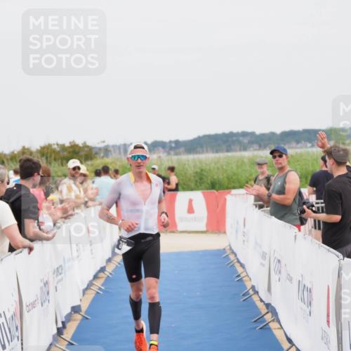 22.06.2025 - Viking Triathlon MichiJ http://msf.ph/oto/8079724 22.06.2025 14:39:58 Ziel 381 meine-sportfotos.de