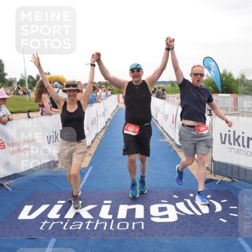 22.06.2025 - Viking Triathlon MichiJ http://msf.ph/oto/8079735 22.06.2025 15:56:33 Ziel 647 meine-sportfotos.de