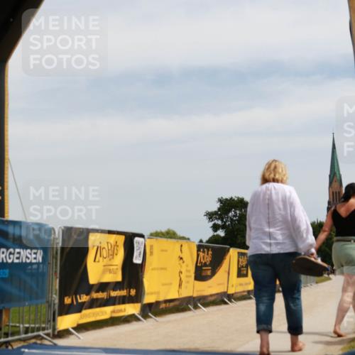 22.06.2025 - Viking Triathlon H.Heesch http://msf.ph/oto/8079786 22.06.2025 12:37:59 Laufen  meine-sportfotos.de