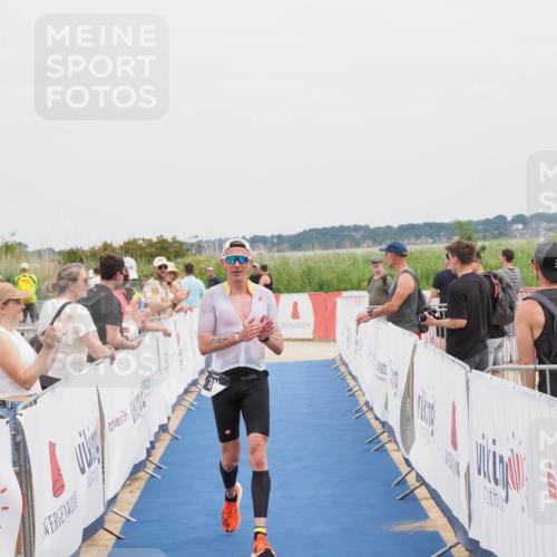 22.06.2025 - Viking Triathlon MichiJ http://msf.ph/oto/8079797 22.06.2025 14:39:59 Ziel 381 meine-sportfotos.de