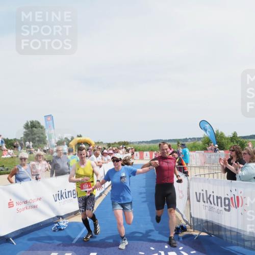 22.06.2025 - Viking Triathlon MichiJ http://msf.ph/oto/8079810 22.06.2025 14:19:16 Ziel 604 meine-sportfotos.de