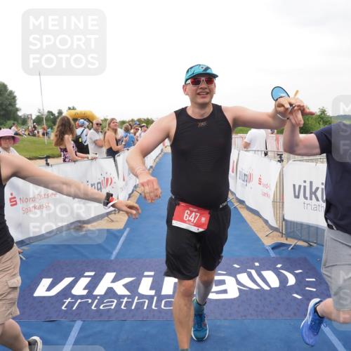 22.06.2025 - Viking Triathlon MichiJ http://msf.ph/oto/8079814 22.06.2025 15:56:34 Ziel 261, 647 meine-sportfotos.de