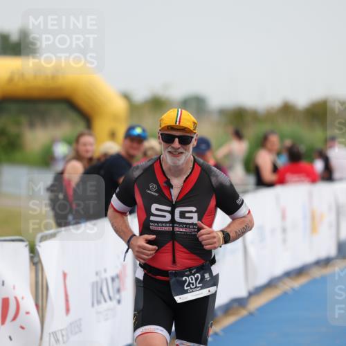 22.06.2025 - Viking Triathlon Yannick Fuchs http://msf.ph/oto/8079816 22.06.2025 16:46:41 Ziel 292 meine-sportfotos.de