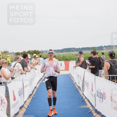 22.06.2025 - Viking Triathlon MichiJ http://msf.ph/oto/8079817 22.06.2025 14:39:59 Ziel 381 meine-sportfotos.de