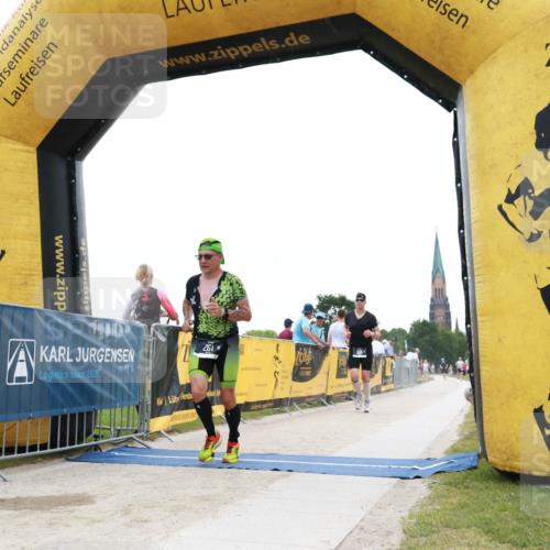 22.06.2025 - Viking Triathlon H.Heesch http://msf.ph/oto/8079831 22.06.2025 15:56:24 Laufen 261, 306 meine-sportfotos.de