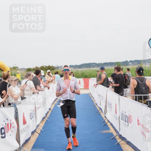 22.06.2025 - Viking Triathlon MichiJ http://msf.ph/oto/8079844 22.06.2025 14:39:59 Ziel 381 meine-sportfotos.de