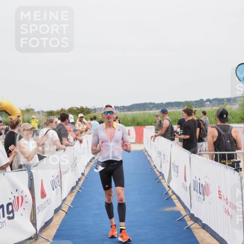 22.06.2025 - Viking Triathlon MichiJ http://msf.ph/oto/8079854 22.06.2025 14:40:00 Ziel 381 meine-sportfotos.de