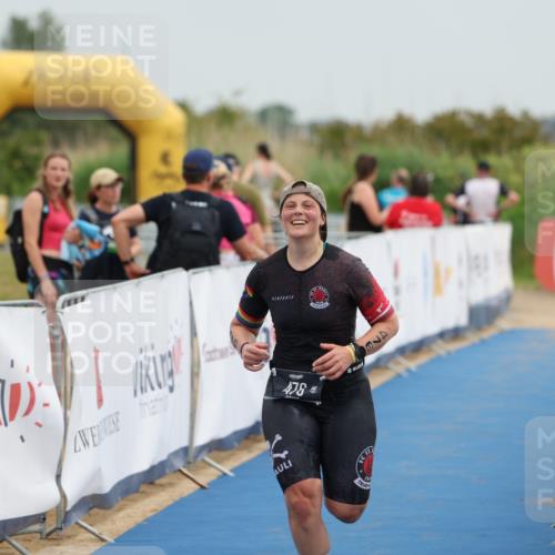 22.06.2025 - Viking Triathlon Yannick Fuchs http://msf.ph/oto/8079871 22.06.2025 16:47:56 Ziel 476 meine-sportfotos.de