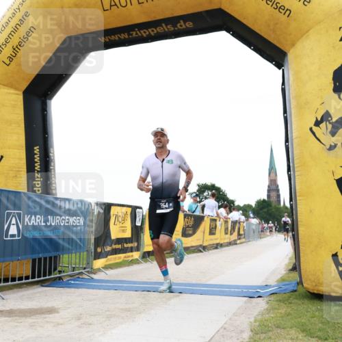 22.06.2025 - Viking Triathlon H.Heesch http://msf.ph/oto/8079877 22.06.2025 15:58:27 Laufen 254 meine-sportfotos.de