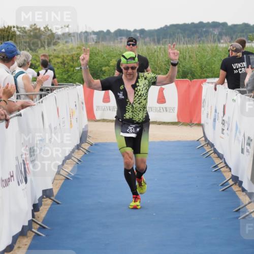22.06.2025 - Viking Triathlon MichiJ http://msf.ph/oto/8079878 22.06.2025 15:56:38 Ziel 261, 306, 647 meine-sportfotos.de