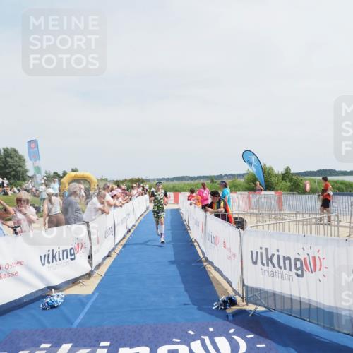 22.06.2025 - Viking Triathlon MichiJ http://msf.ph/oto/8079886 22.06.2025 14:19:49 Ziel 368 meine-sportfotos.de