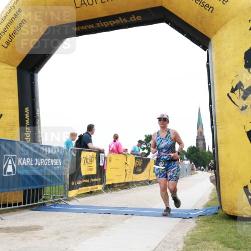 22.06.2025 - Viking Triathlon H.Heesch http://msf.ph/oto/8079896 22.06.2025 15:58:51 Laufen 192, 461 meine-sportfotos.de