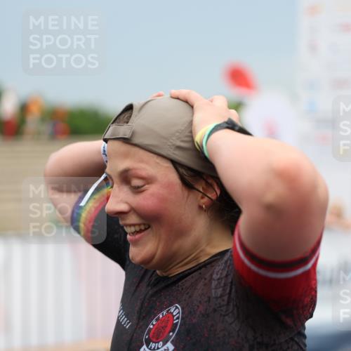 22.06.2025 - Viking Triathlon Yannick Fuchs http://msf.ph/oto/8079907 22.06.2025 16:48:00 Ziel 476 meine-sportfotos.de