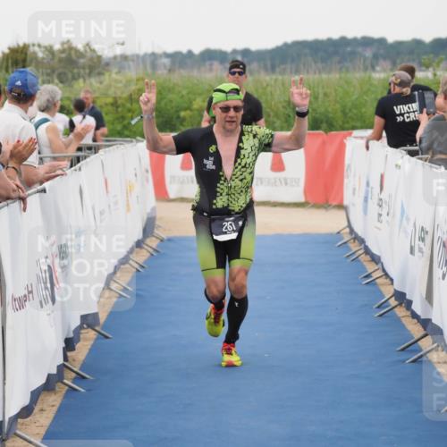 22.06.2025 - Viking Triathlon MichiJ http://msf.ph/oto/8079908 22.06.2025 15:56:39 Ziel 261, 306 meine-sportfotos.de