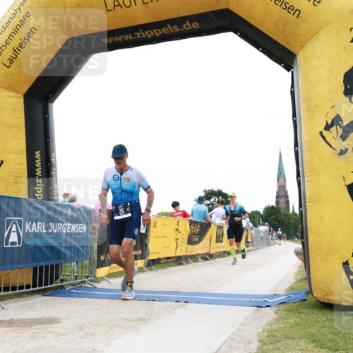 22.06.2025 - Viking Triathlon H.Heesch http://msf.ph/oto/8079923 22.06.2025 15:59:54 Laufen 26, 181 meine-sportfotos.de