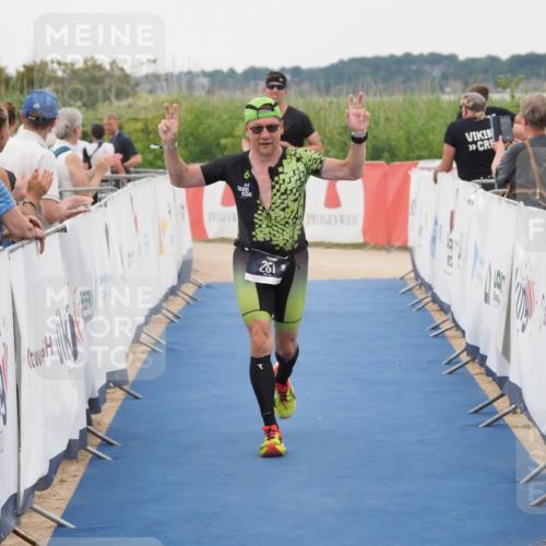 22.06.2025 - Viking Triathlon MichiJ http://msf.ph/oto/8079927 22.06.2025 15:56:39 Ziel 261, 306 meine-sportfotos.de