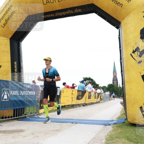 22.06.2025 - Viking Triathlon H.Heesch http://msf.ph/oto/8079933 22.06.2025 15:59:56 Laufen 26, 181 meine-sportfotos.de