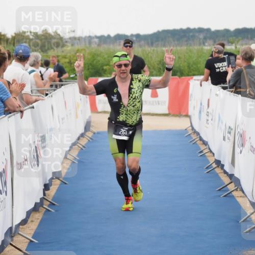 22.06.2025 - Viking Triathlon MichiJ http://msf.ph/oto/8079934 22.06.2025 15:56:39 Ziel 261, 306 meine-sportfotos.de