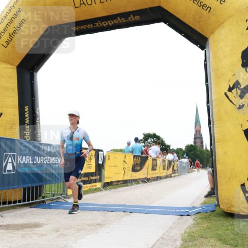 22.06.2025 - Viking Triathlon H.Heesch http://msf.ph/oto/8079935 22.06.2025 16:00:08 Laufen 154 meine-sportfotos.de