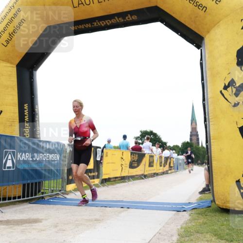 22.06.2025 - Viking Triathlon H.Heesch http://msf.ph/oto/8079949 22.06.2025 16:00:49 Laufen 436 meine-sportfotos.de